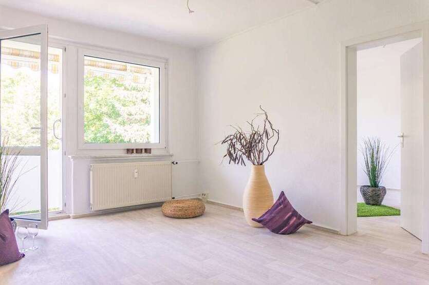 Wohnung zum Mieten in Chemnitz 299 € 48.73 m²