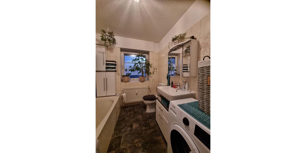 Dachgeschoßwohnung Bad Sassendorf - 2 Zimmer, 69 m&sup2;, 690&euro; | Angebot:25936381