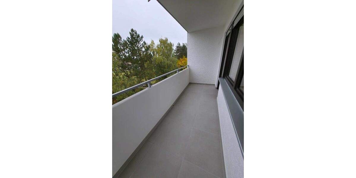 Umfassend saniert und sofort beziehbar: 3-Zimmer-Wohnung mit Südbalkon im 4. OG! 3 zimmer