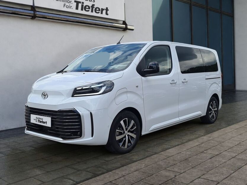 Toyota Proace (Verso) 3.000 km 59.740 € Lauchringen 79787