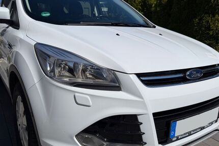 Ford Kuga 149.000 km 10.399 &euro; Braunschweig 38116