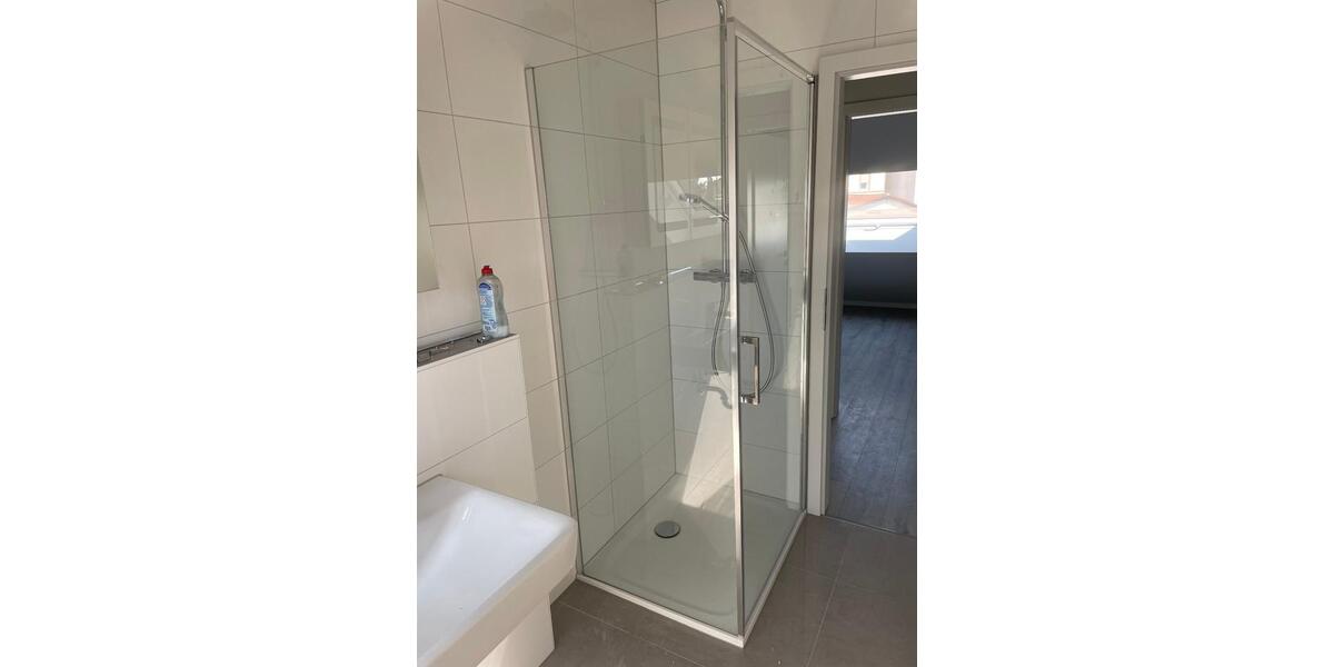 Neubau-Reihenmittelhaus in City-Lage 5 zimmer