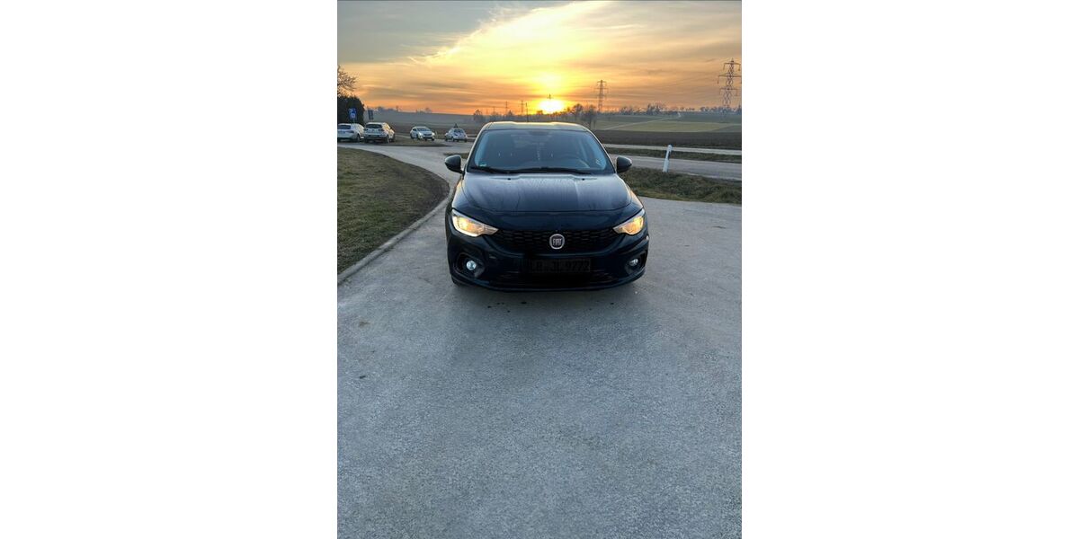 Fiat Tipo 84.200 km 8.300 &euro; Ditzingen 71254