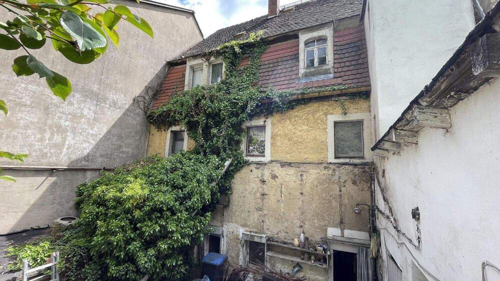Einfamilienhaus Glashütte - 8 Zimmer, 120 m&sup2;, 80.000&euro; | Angebot:25704907