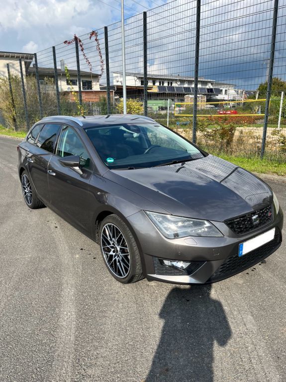 Seat Leon 74.247 km 18.200 € Goldbach 63773