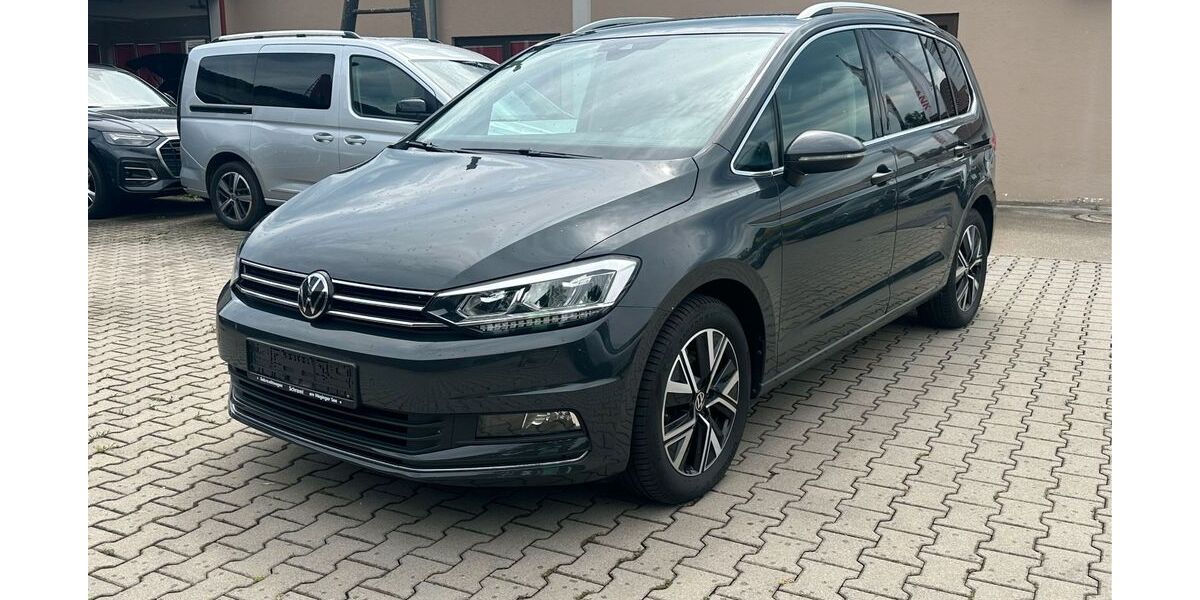 VW Touran 102.000 km 22.200 &euro; Petting /Waging am See 83367