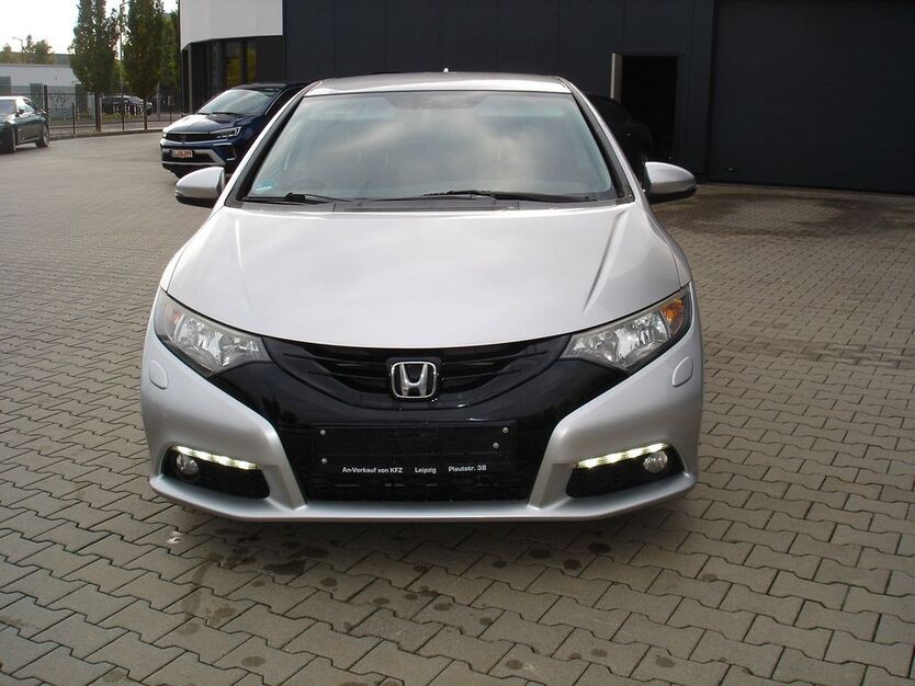 Honda Civic 66.000 km 12.300 € Leipzig 04347