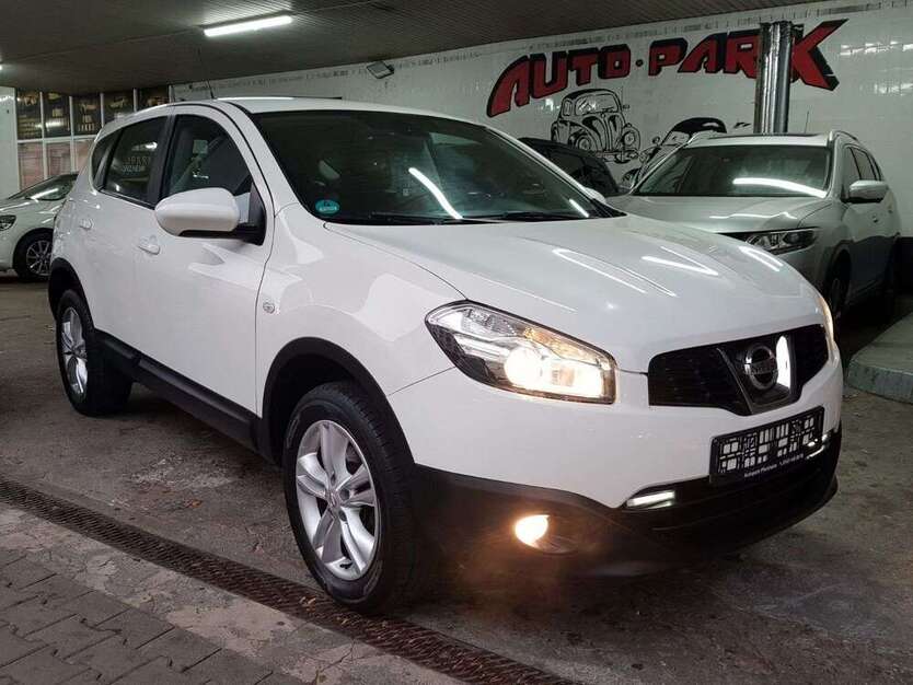 Nissan Qashqai 98.000 km 6.990 € Pforzheim 75172