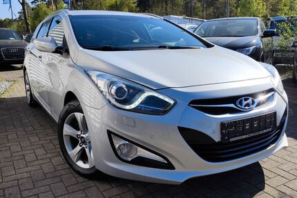 Hyundai i40 145.209 km 7.950 &euro; Schlangen 33189