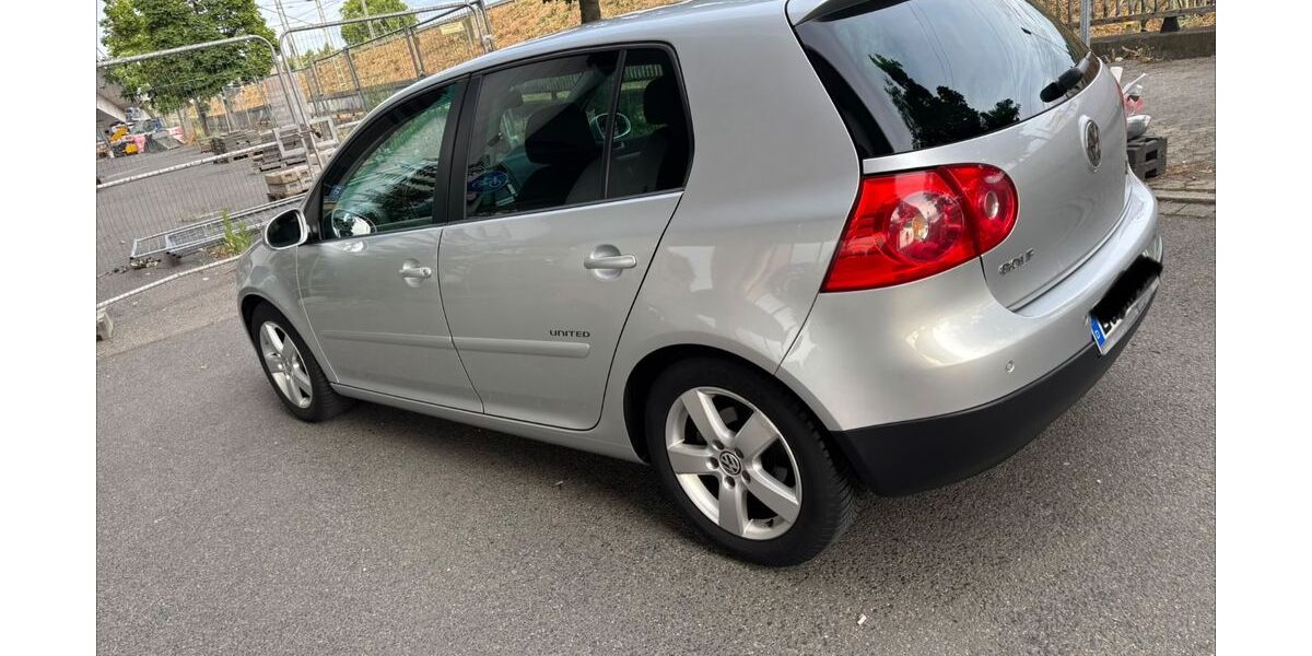 VW Golf 232.037 km 4.000 &euro; Ludwigshafen am Rhein 67059