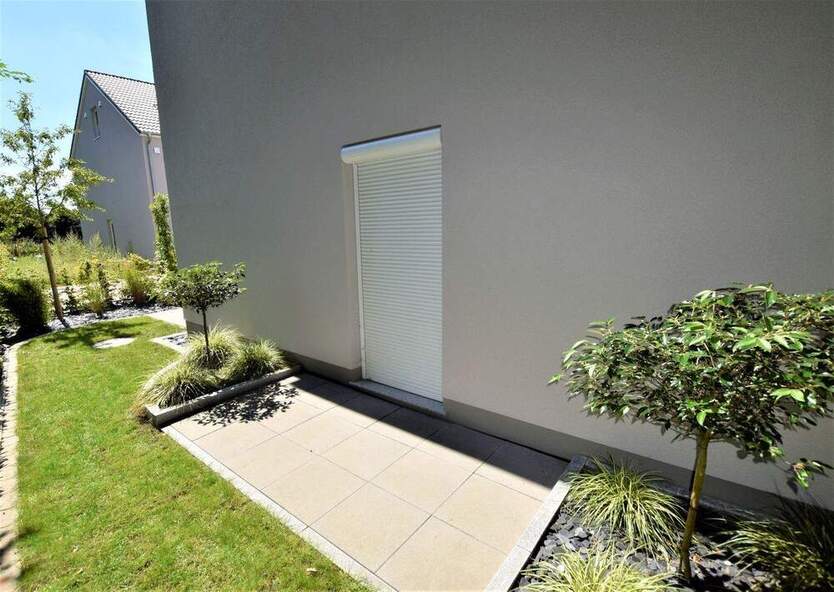 Modernes Reihenendhaus mit Garten und zwei Terrassen – Baujahr 2020 in Bremen 3 zimmer