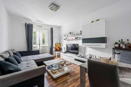 Wohnung zum Kaufen in Stuttgart 219.000 € 51.93 m² 2 zimmer