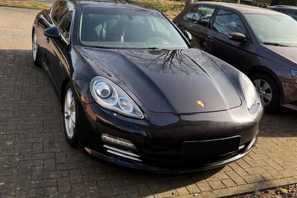 Porsche Panamera 159.000 km 23.900 &euro; Verl 33415