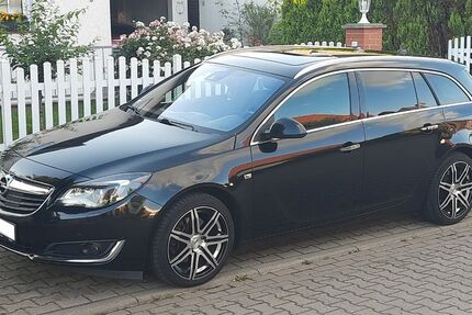 Opel Insignia 152.000 km 8.900 &euro; Staßfurt 39418