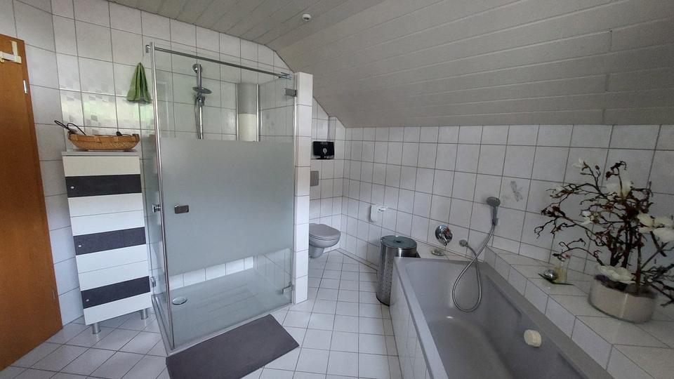 Einfamilienhaus Lennestadt - 6 Zimmer, 135 m&sup2;, 405.000&euro; | Angebot:26124504