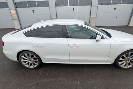 Audi A5 230.500 km 11.600 &euro; München 81375