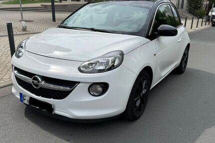 Opel Adam 69.399 km 7.900 &euro; Frankfurt am Main 60599