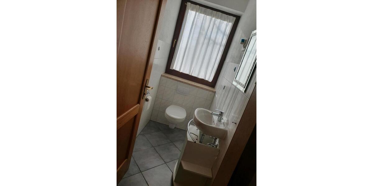 Erdgeschoßwohnung Hilpoltstein - 4 Zimmer, 110 m&sup2;, 600&euro; | Angebot:25390361