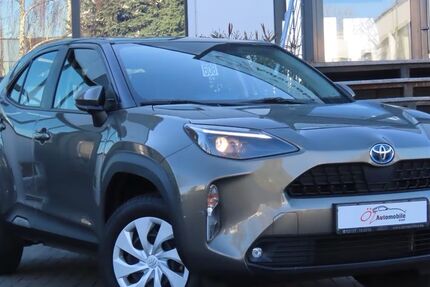 Toyota Yaris 64.257 km 19.900 &euro; Neuss 41469