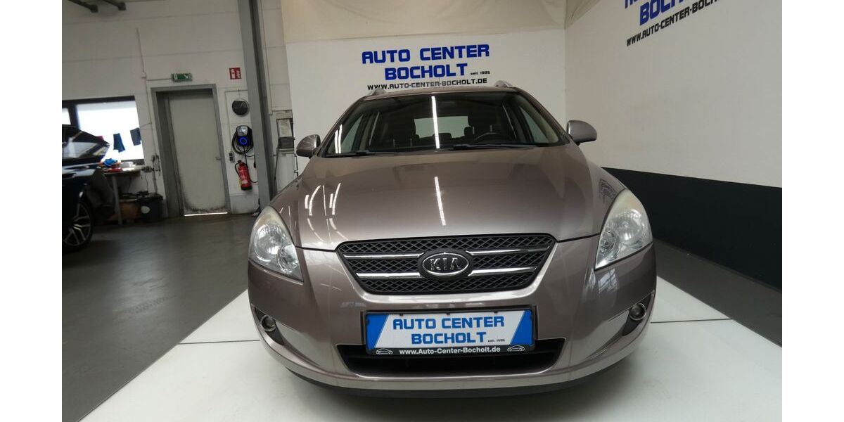 Kia ceed Sportswagon 155.000 km 3.300 &euro; Bocholt 46395