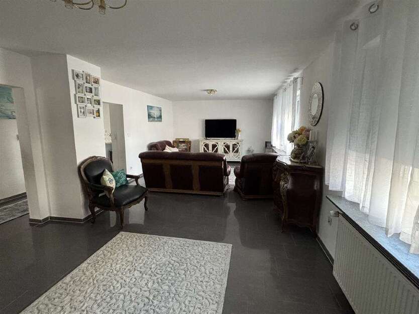 Haus zum Kaufen in Ramstein-Miesenbach 535.000 € 198 m² 5 zimmer