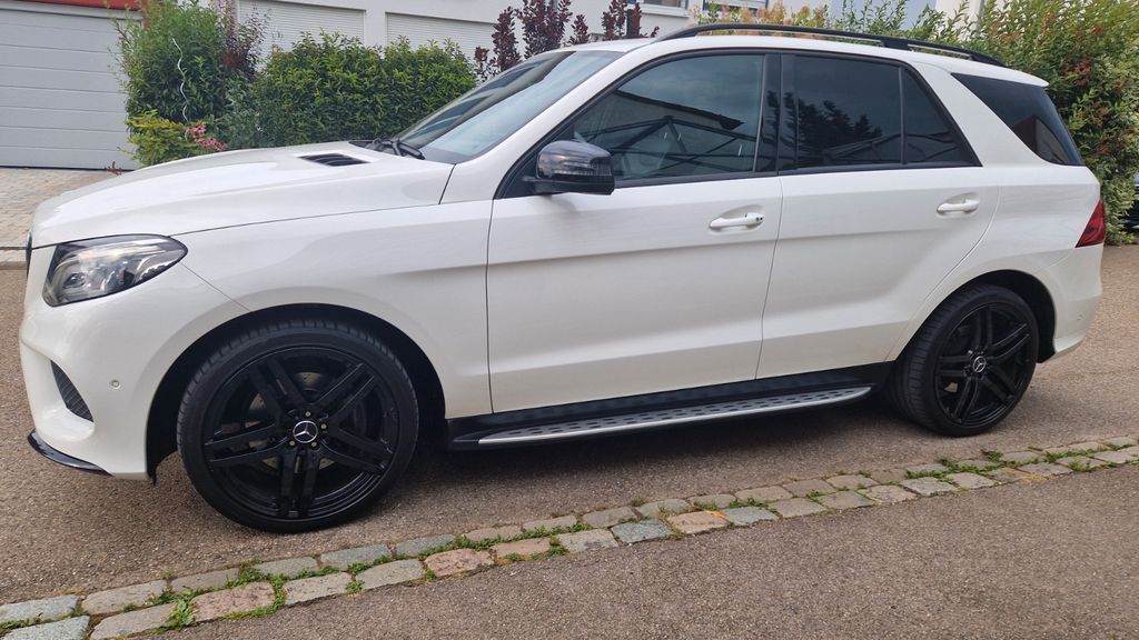 Mercedes-Benz GLE 350 113.500 km 32.800 &euro; Wäschenbeuren 73116