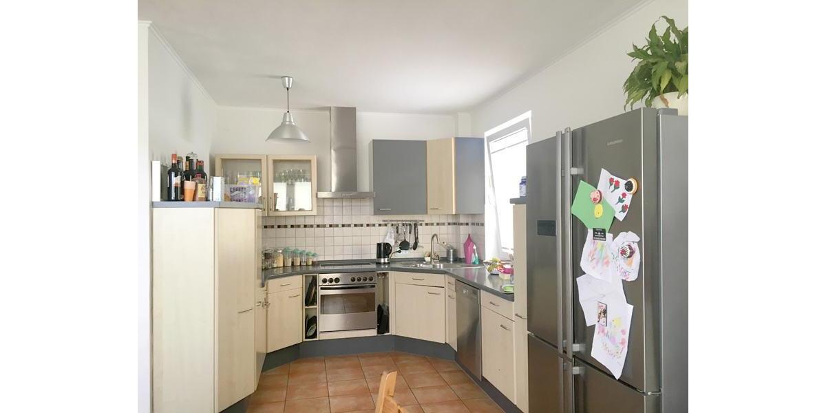 Etagenwohnung Erftstadt - 3 Zimmer, 102 m&sup2;, 1.450&euro; | Angebot:25991758