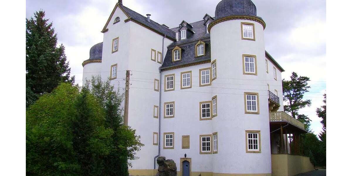 Etagenwohnung Weischlitz - 5 Zimmer, 280 m&sup2;, 1.269&euro; | Angebot:9832680