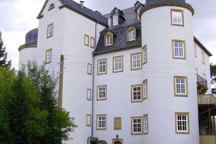 Wohnung zum Mieten in Weischlitz 1.269 € 280 m² 5 zimmer