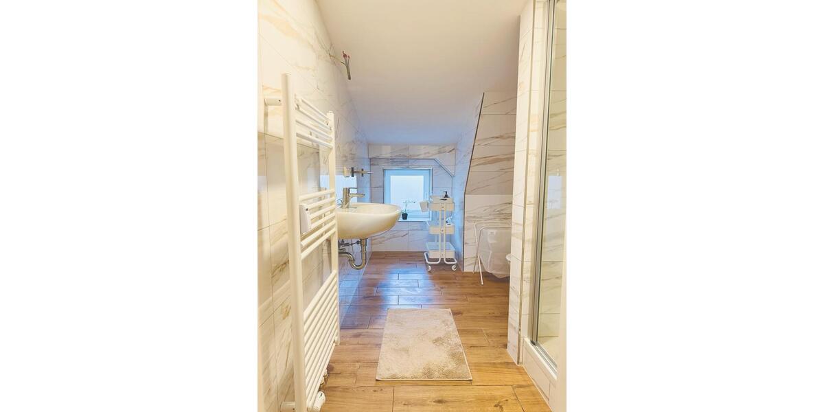 Dachgeschoßwohnung Anklam - 3 Zimmer, 70 m&sup2;, 1.150&euro; | Angebot:26449229