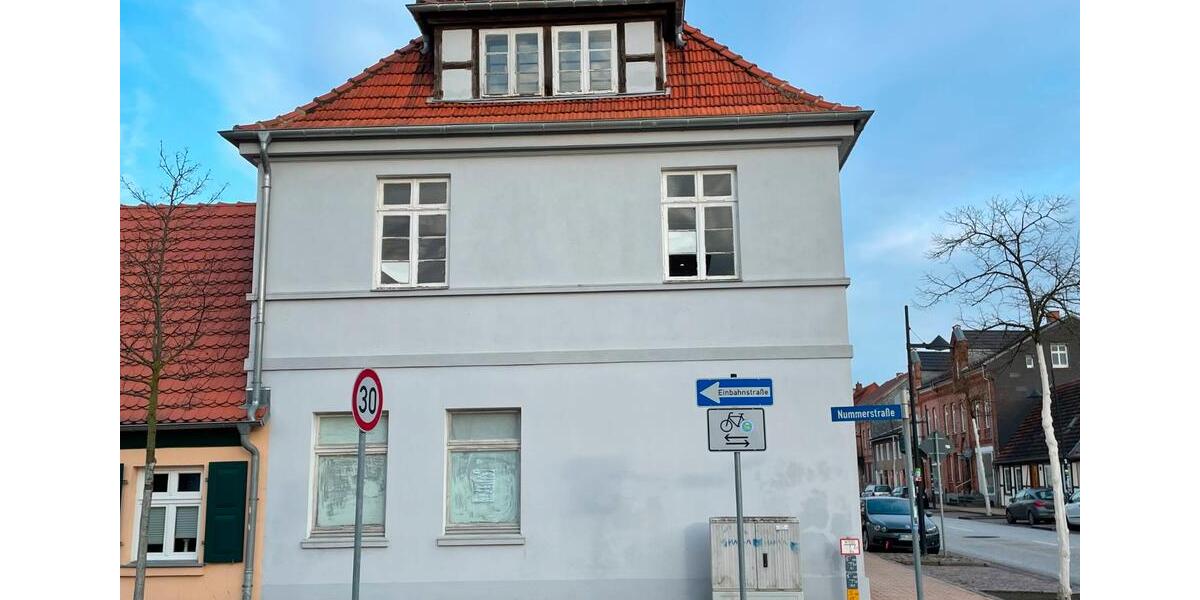 Mehrfamilienhaus, Wohnhaus Ludwigslust - 10 Zimmer, 340 m&sup2;, 280.000&euro; | Angebot:8639972