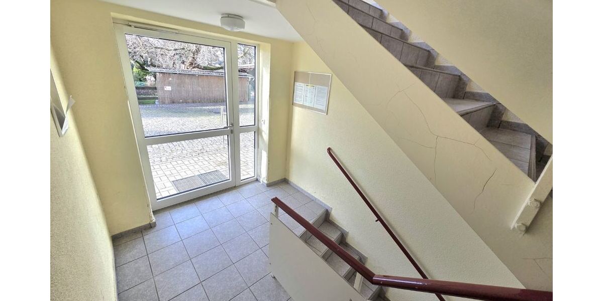 2-Zimmer-Wohnung mit PKW-Stellplatz! Barrierefrei! Ideal für Eigennutzer oder Kapitalanleger! - Erdgeschoßwohnung Burgstädt | Angebot:25645940