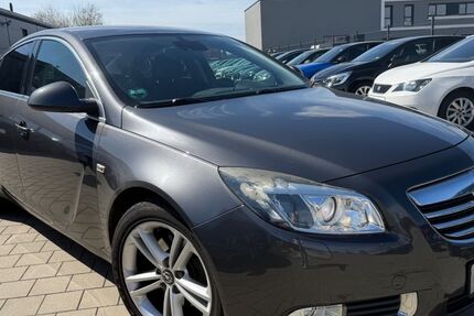 Opel Insignia 198.000 km 2.999 &euro; Weiden 92637