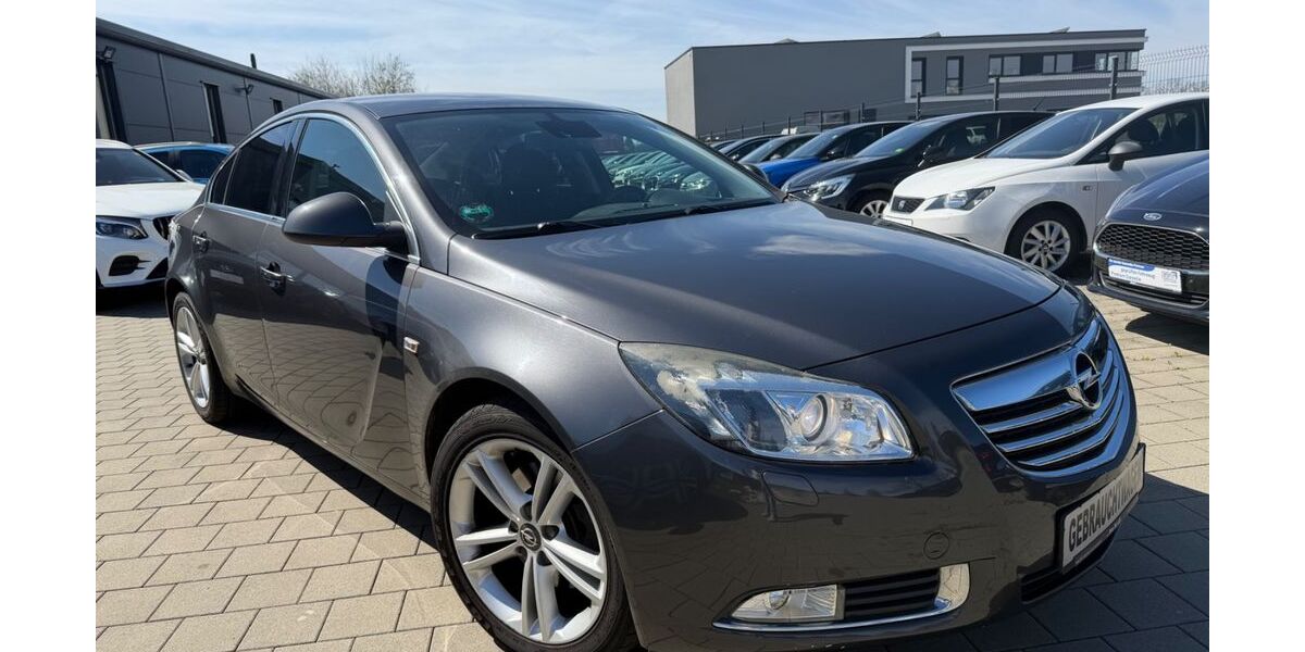 Opel Insignia 198.000 km 2.999 &euro; Weiden 92637