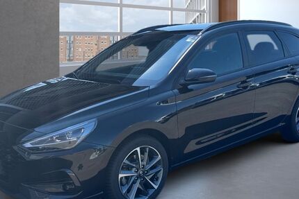 Hyundai i30 9.975 km 23.870 &euro; Plauen 08527