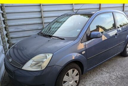 Ford Fiesta 196.908 km 3.150 &euro; Lübeck 23556