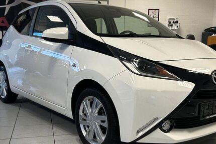 Toyota Aygo (X) 75.199 km 7.300 &euro; Neu Wulmstorf 21629
