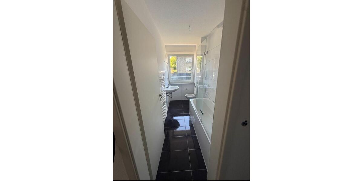 Aufgepasst!EG-Wohnung mit großem Garten-2Stellplätzen&Top Rendite 3 zimmer