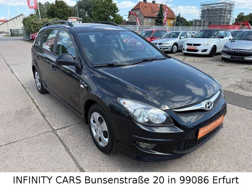 i30