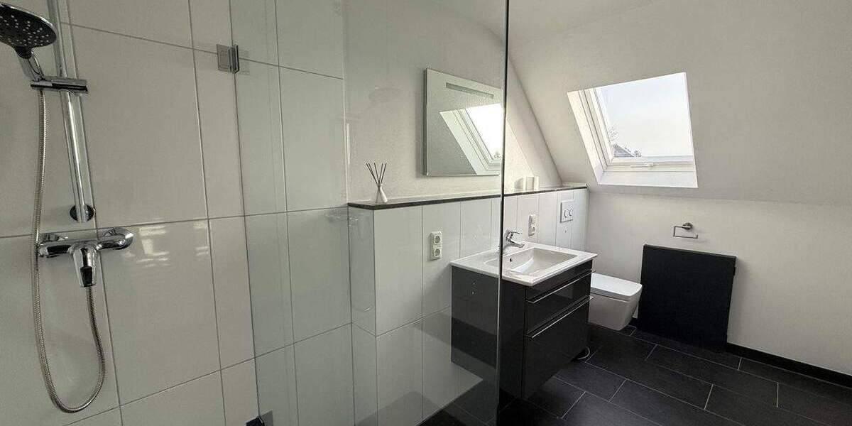 Etagenwohnung Monschau / Mützenich Mützenich - 4 Zimmer, 102 m&sup2;, 200.000&euro; | Angebot:25801607