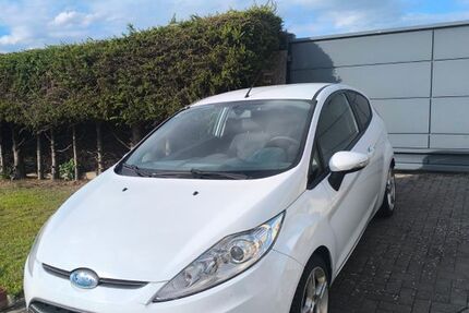 Ford Fiesta 166.800 km 2.990 &euro; Laubach 35321