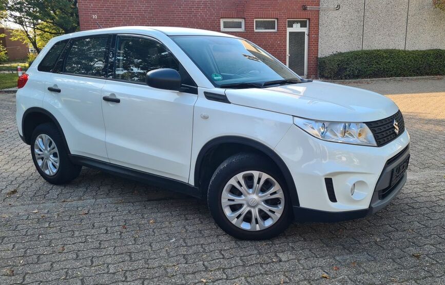 Suzuki Vitara 97.000 km 11.500 € Beckum 59269