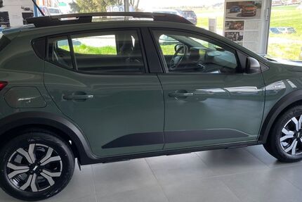 Dacia Sandero 24.300 km 15.900 € Singen 78224
