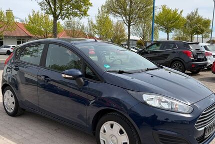 Ford Fiesta 72.000 km 4.650 &euro; Gotha 99867