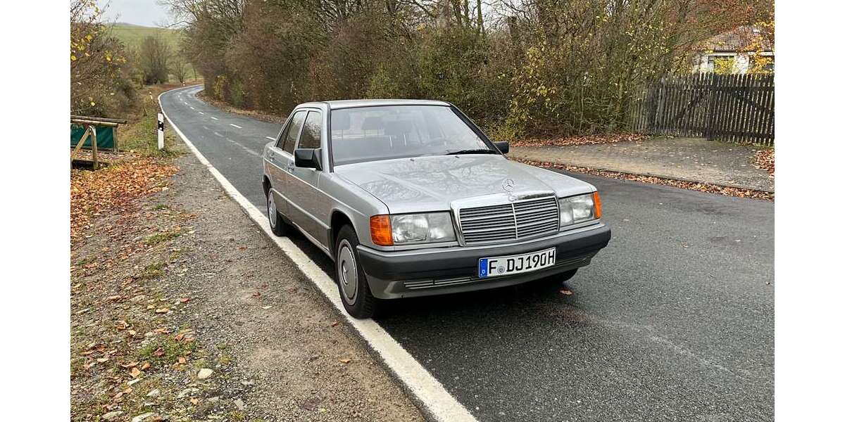 Mercedes-Benz 190 208.000 km 4.300 &euro; Frankfurt am Main, Stadt 60433