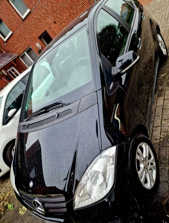 Mercedes-Benz A 160 207.300 km 2.900 € Essen 49632