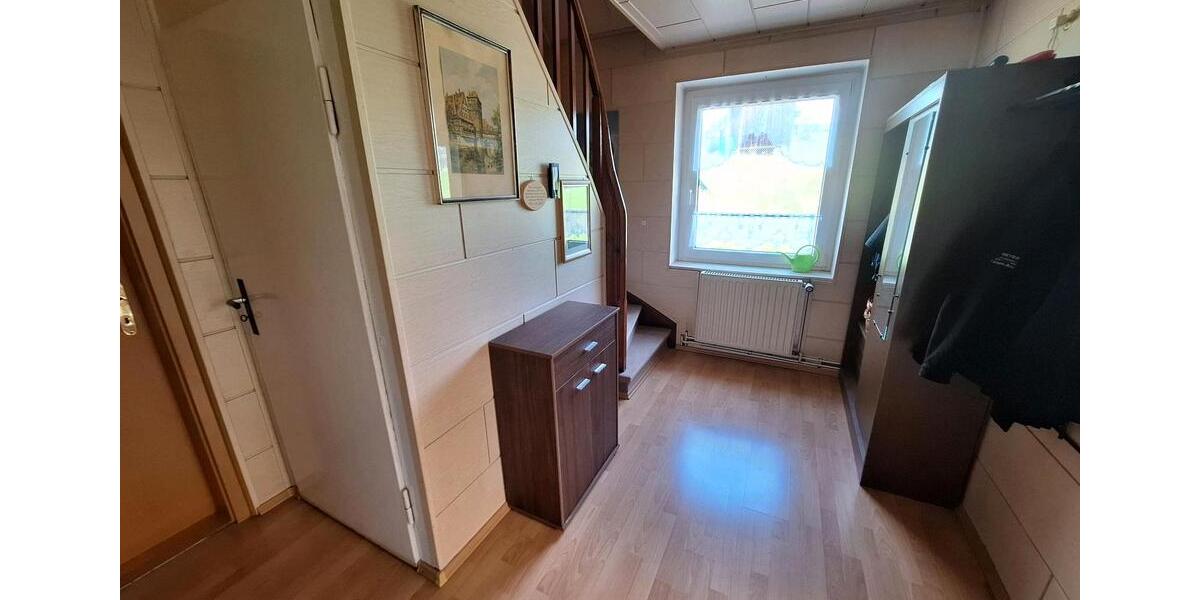 Doppelhaushälfte Bucha - 4 Zimmer, 90 m&sup2;, 175.000&euro; | Angebot:26603868