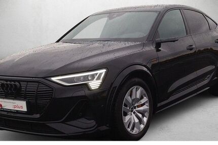 Audi e-tron 48.580 km 41.980 € Mainz 55131