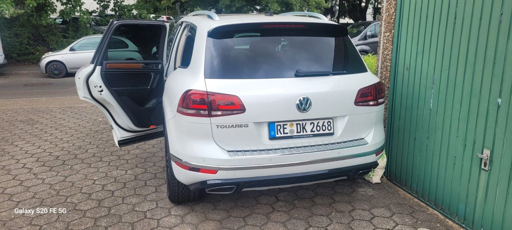 VW Touareg 126.524 km 25.900 &euro; Gladbeck 45966