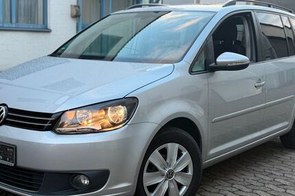 VW Touran 236.000 km 8.600 &euro; Bremen 28309